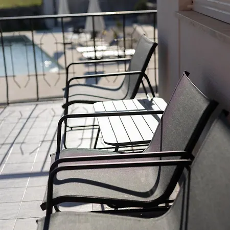 Correia Apartment